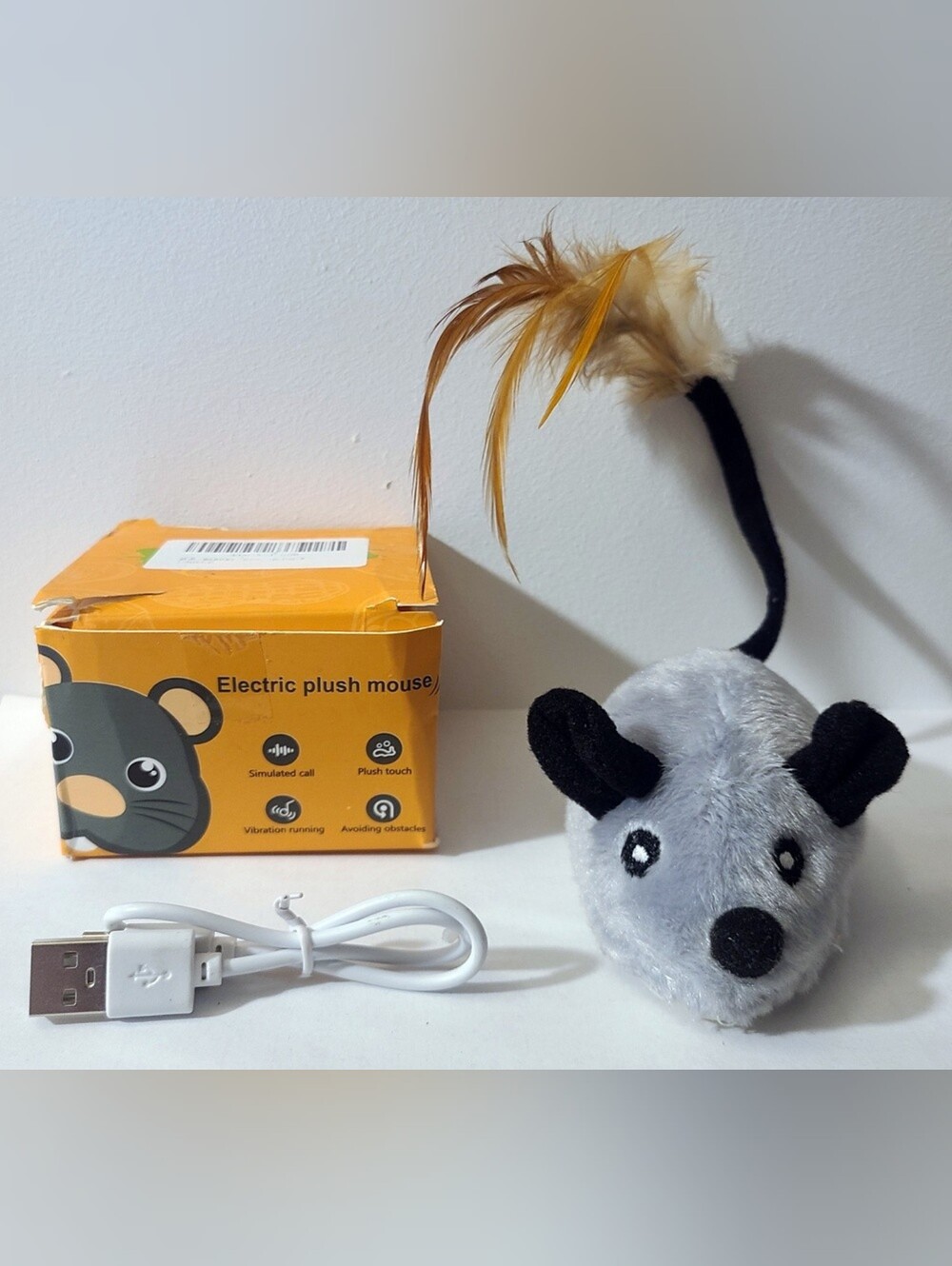 BRAND NEW - Interactive Dogs Cats Squeaky Escaping Mouse Toy
